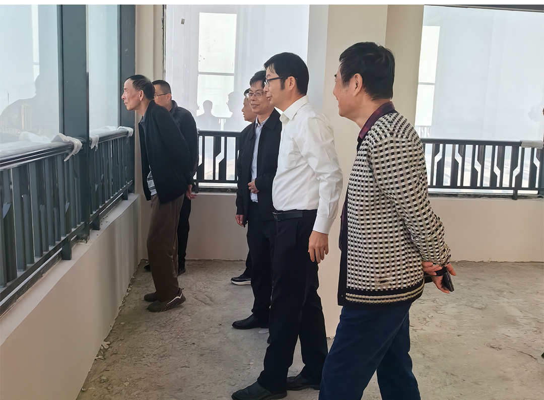 市政協(xié)原主席梁國(guó)安蒞臨肇慶新廠區(qū)調(diào)研工作_09.jpg